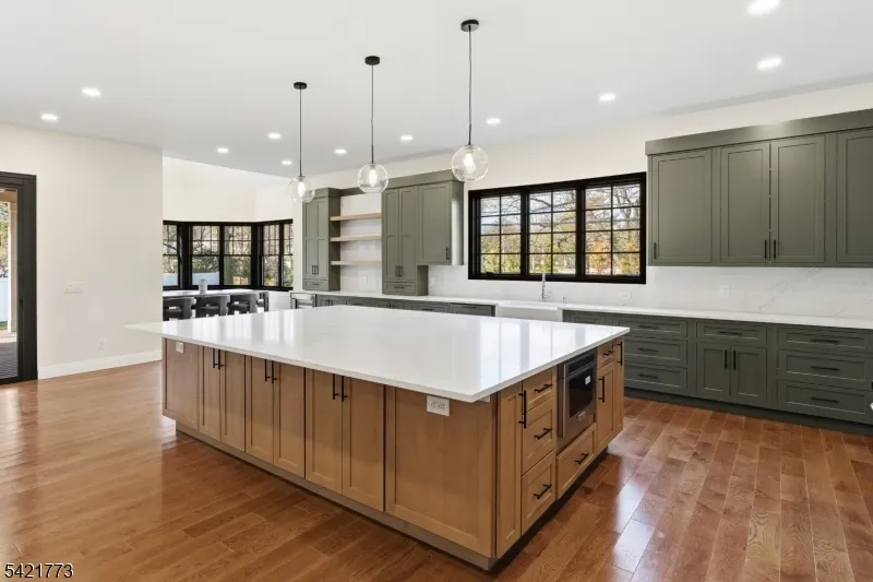 803 Marshall Rd River Vale, NJ 07675