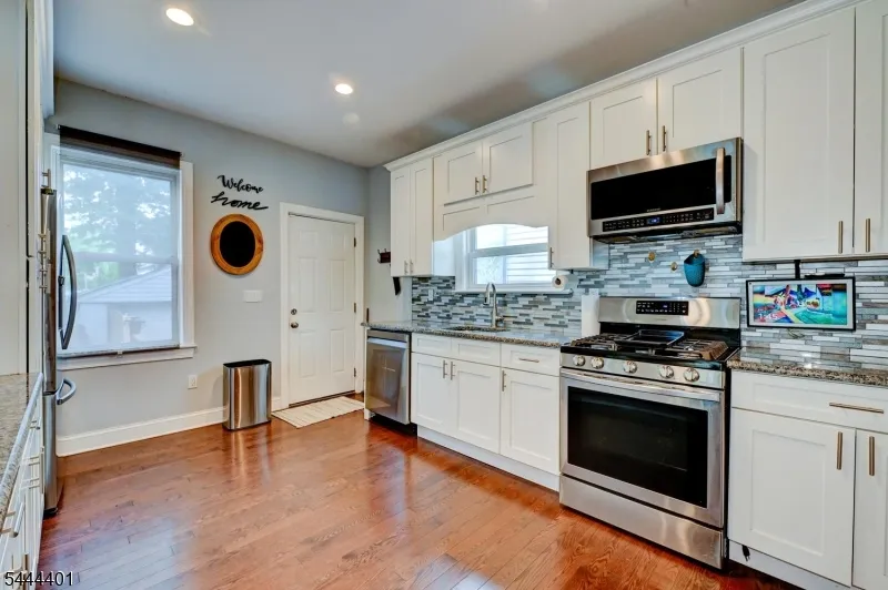 135 Sanford St East Orange City, NJ 07018