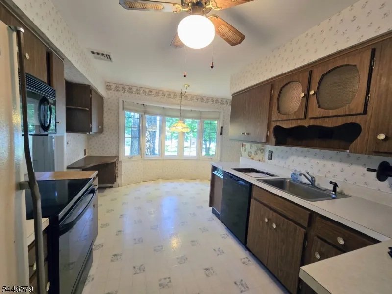 19 Dacotah Ave Rockaway, NJ 07866