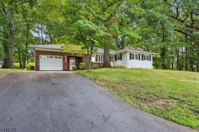 19 Dacotah Ave Rockaway, NJ 07866