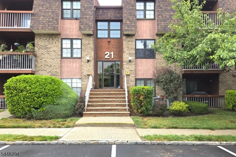 248 Alpine Way #B Unit B Woodbridge, NJ 07095