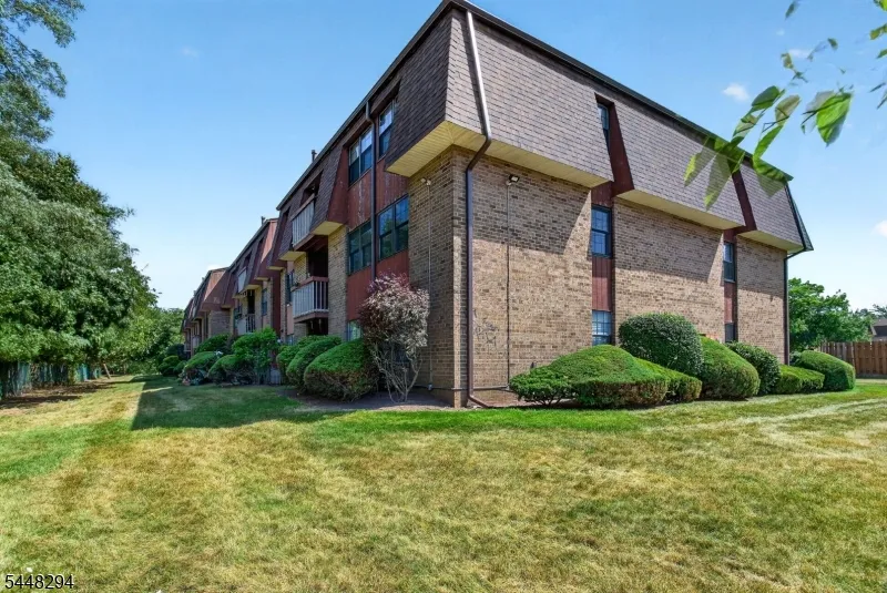 248 Alpine Way #B Unit B Woodbridge, NJ 07095