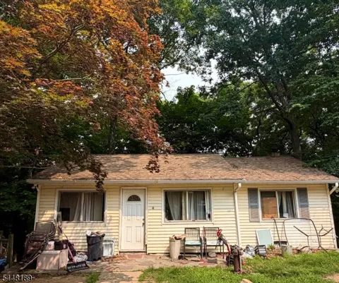 48 Skidmore Trl