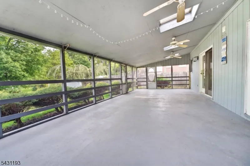 321 Center St Phillipsburg Town, NJ 08865
