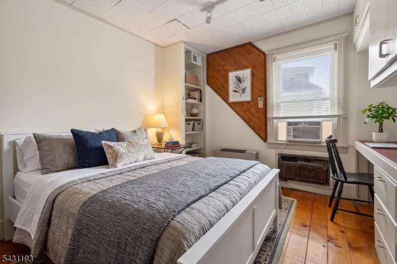 321 Center St Phillipsburg Town, NJ 08865