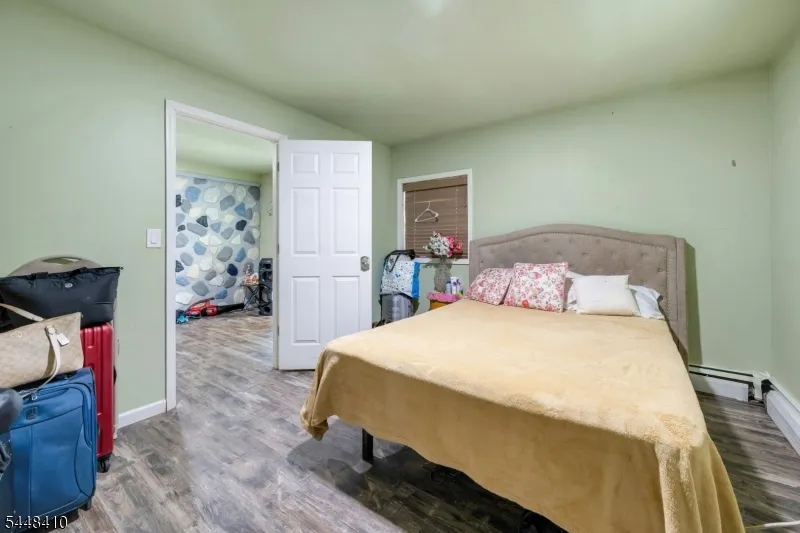 981 Carnegie Ave Plainfield City, NJ 07060