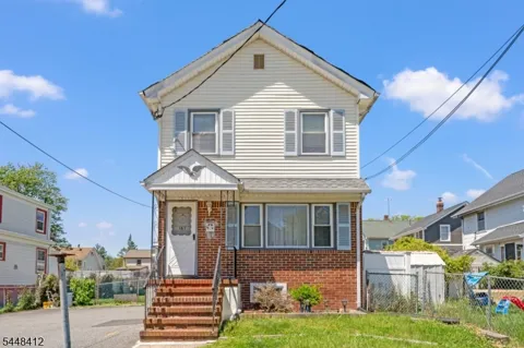 167 Manning Ave