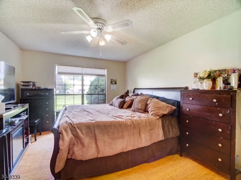 380 Lancaster Ct Piscataway, NJ 08854