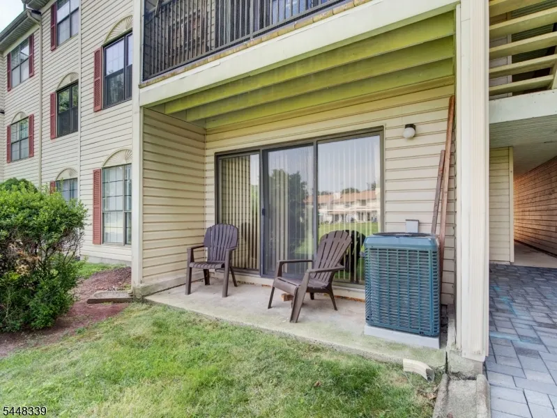 380 Lancaster Ct Piscataway, NJ 08854