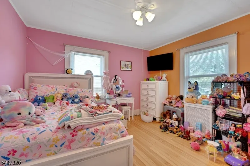 434 E 3Rd Ave Roselle, NJ 07203
