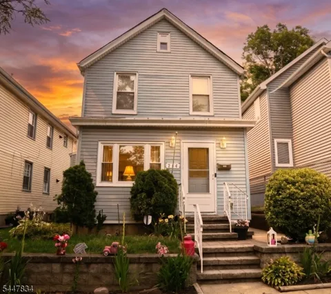 264 Sherman St