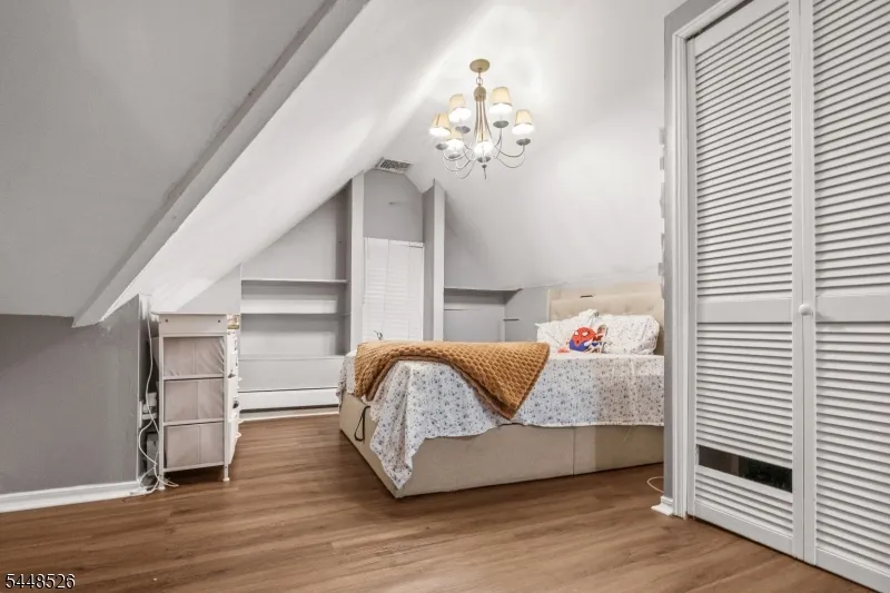 206 Mortimer Ave Rutherford, NJ 07070