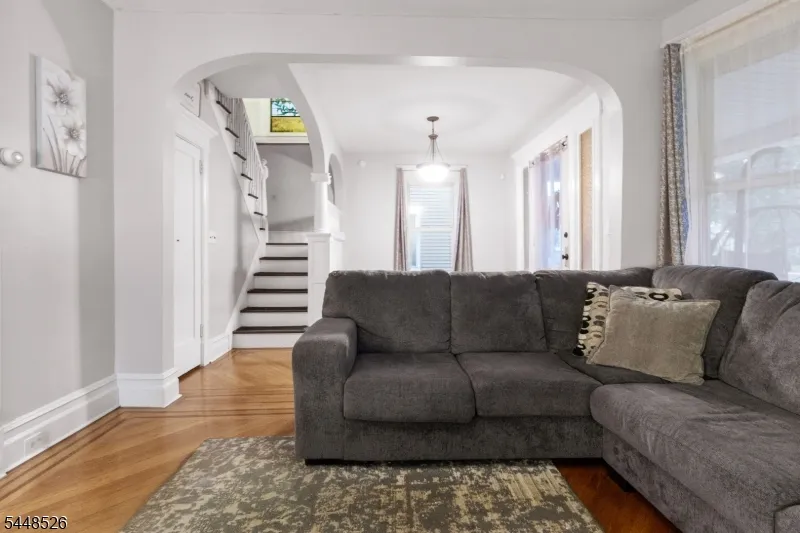 206 Mortimer Ave Rutherford, NJ 07070