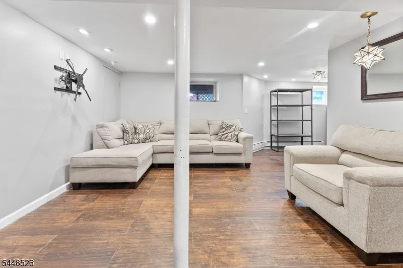 206 Mortimer Ave Rutherford, NJ 07070