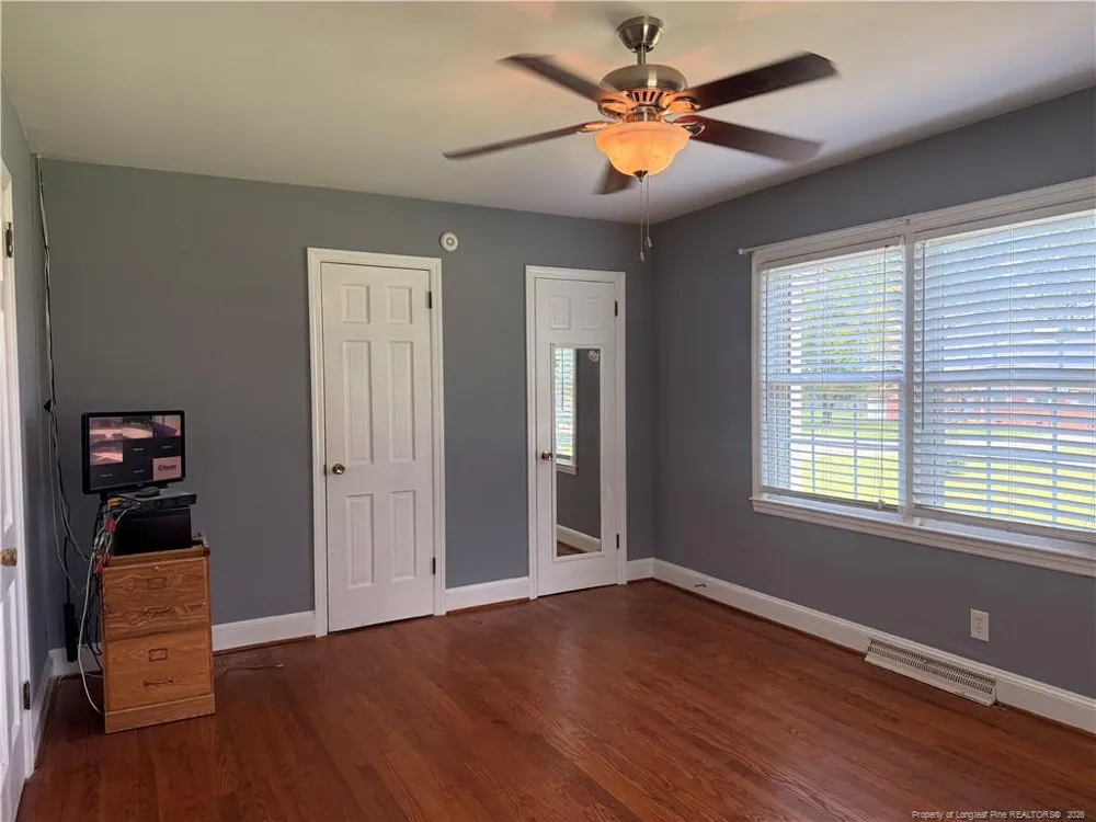 516 E 2nd Avenue Red Springs, NC 28377