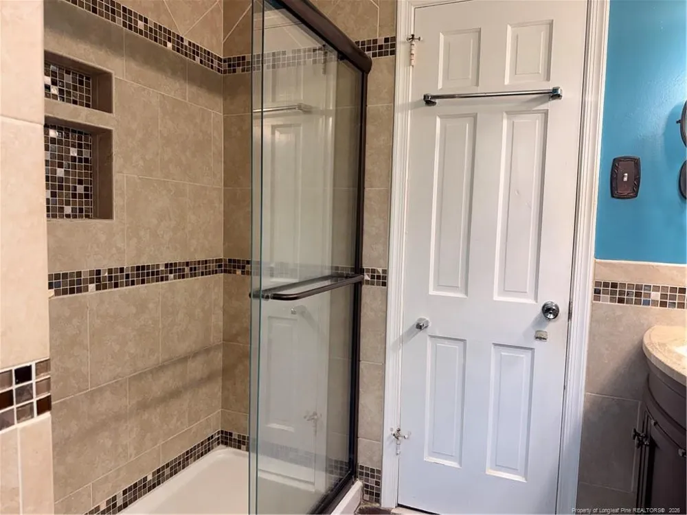 516 E 2nd Avenue Red Springs, NC 28377