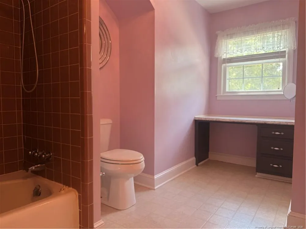 516 E 2nd Avenue Red Springs, NC 28377