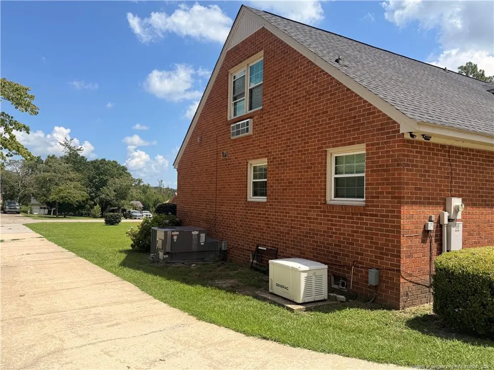 516 E 2nd Avenue Red Springs, NC 28377