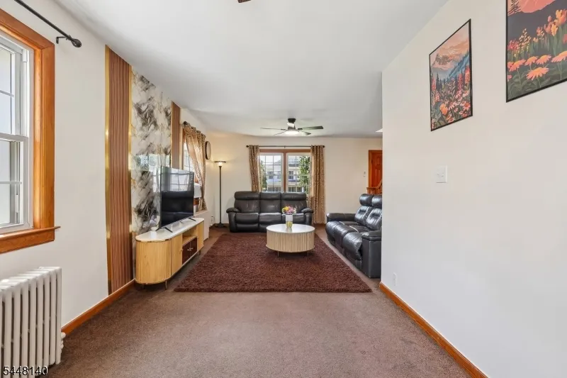 304 Green St Woodbridge, NJ 07095