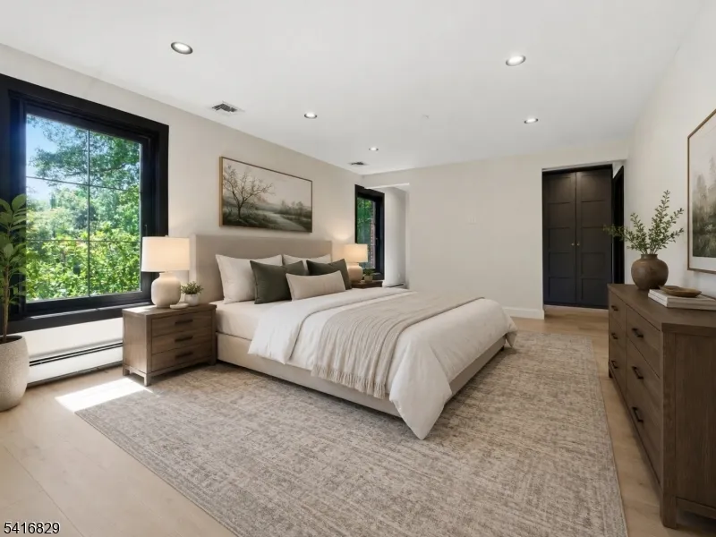 60 Brookside Dr Upper Saddle River, NJ 07458