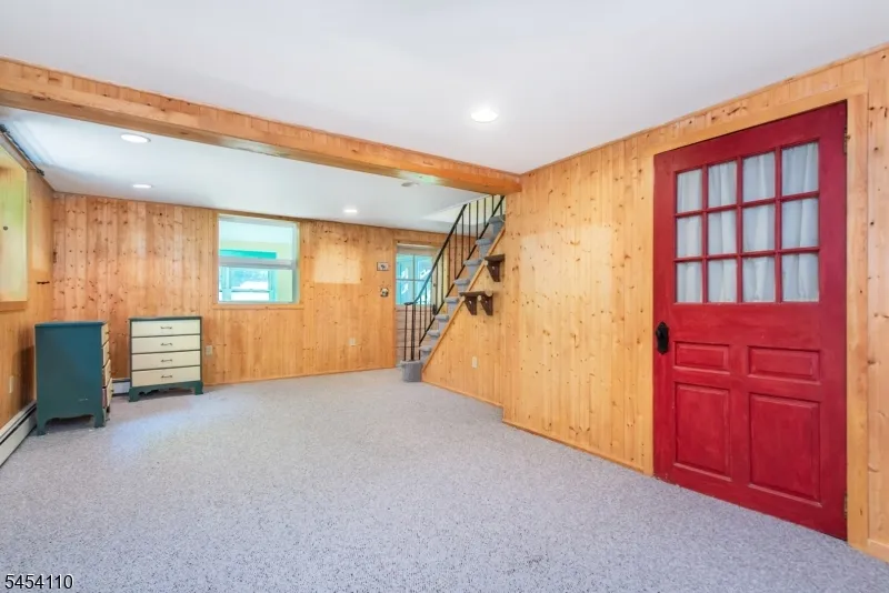 235 Skyline Lake Dr Ringwood, NJ 07456