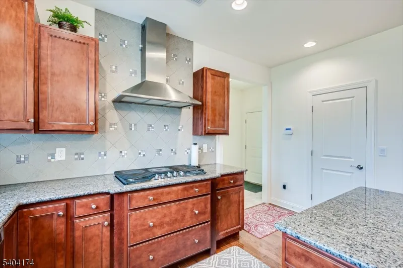 2 Eagle Ct South Brunswick, NJ 08852