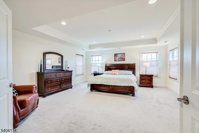 2 Eagle Ct South Brunswick, NJ 08852