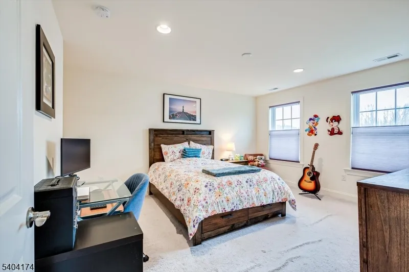 2 Eagle Ct South Brunswick, NJ 08852