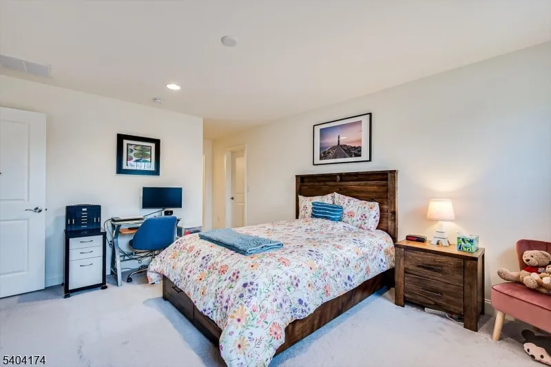 2 Eagle Ct South Brunswick, NJ 08852