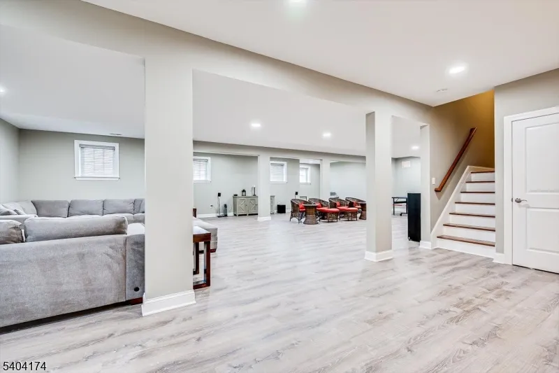 2 Eagle Ct South Brunswick, NJ 08852