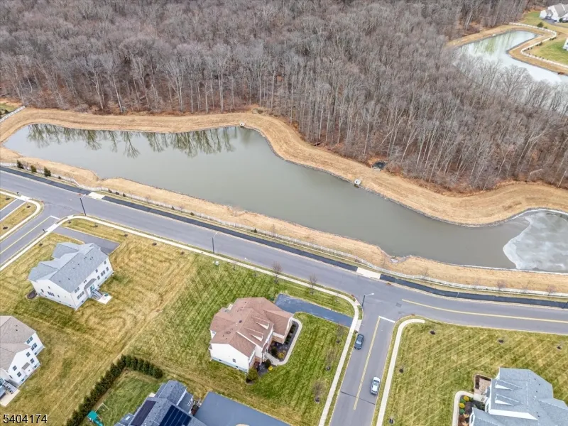 2 Eagle Ct South Brunswick, NJ 08852
