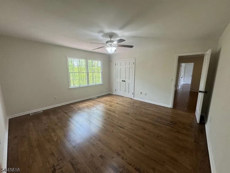7 Globe Mills Rd Alexandria, NJ 08848