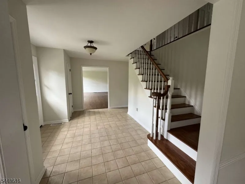 7 Globe Mills Rd Alexandria, NJ 08848