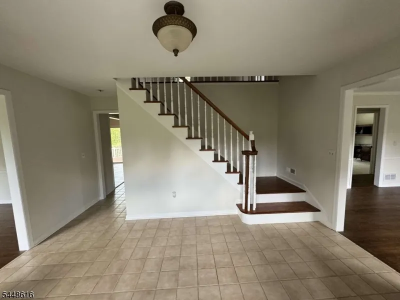 7 Globe Mills Rd Alexandria, NJ 08848