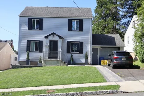 12 Nutwold Ave