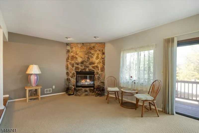 3 Brookside Hts #F Unit F Wanaque, NJ 07465