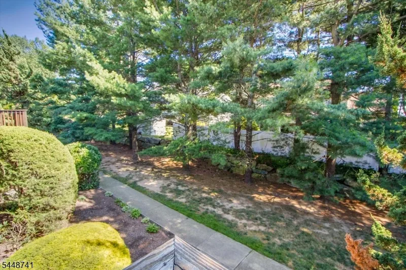 3 Brookside Hts #F Unit F Wanaque, NJ 07465
