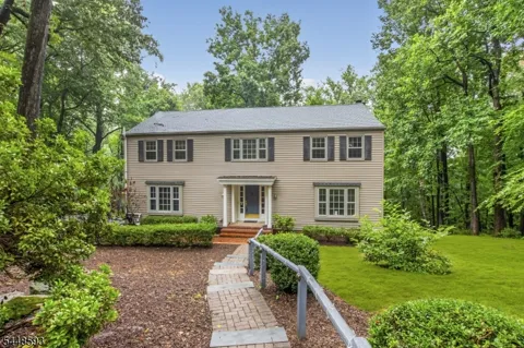 9 E Fox Chase Rd