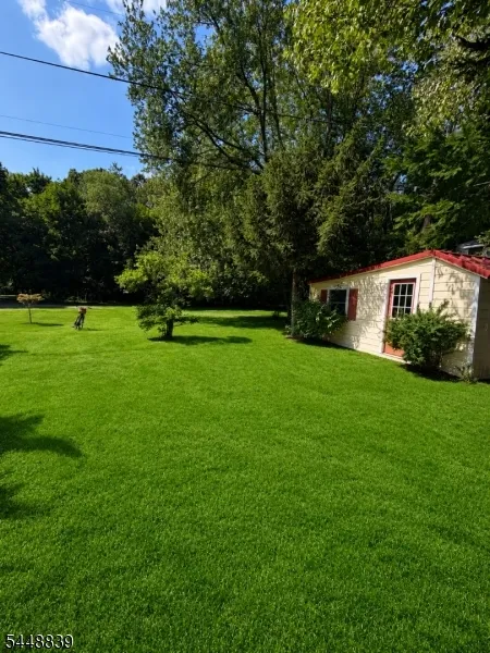 23 Notch Rd Rockaway, NJ 07435