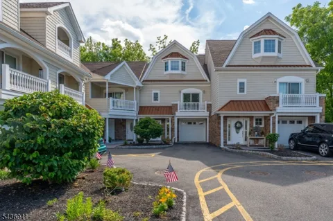 19 Riverbend Ct