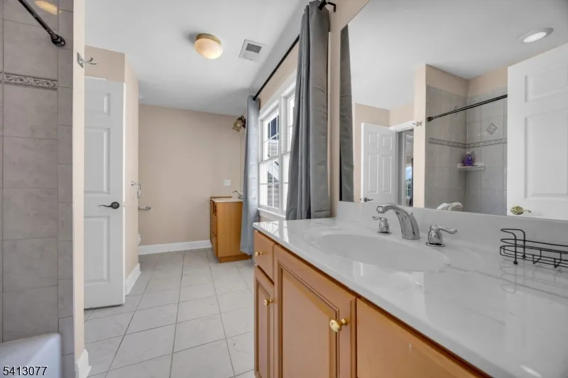 201 Sidney Rd Franklin, NJ 08867