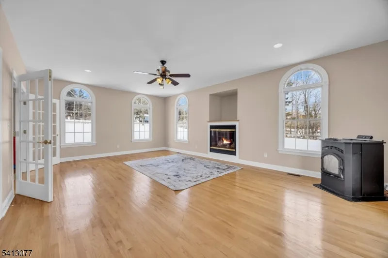 201 Sidney Rd Franklin, NJ 08867