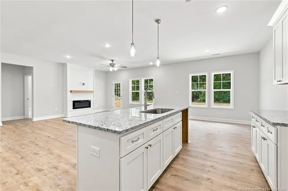 211 E 7th Avenue Raeford, NC 28376