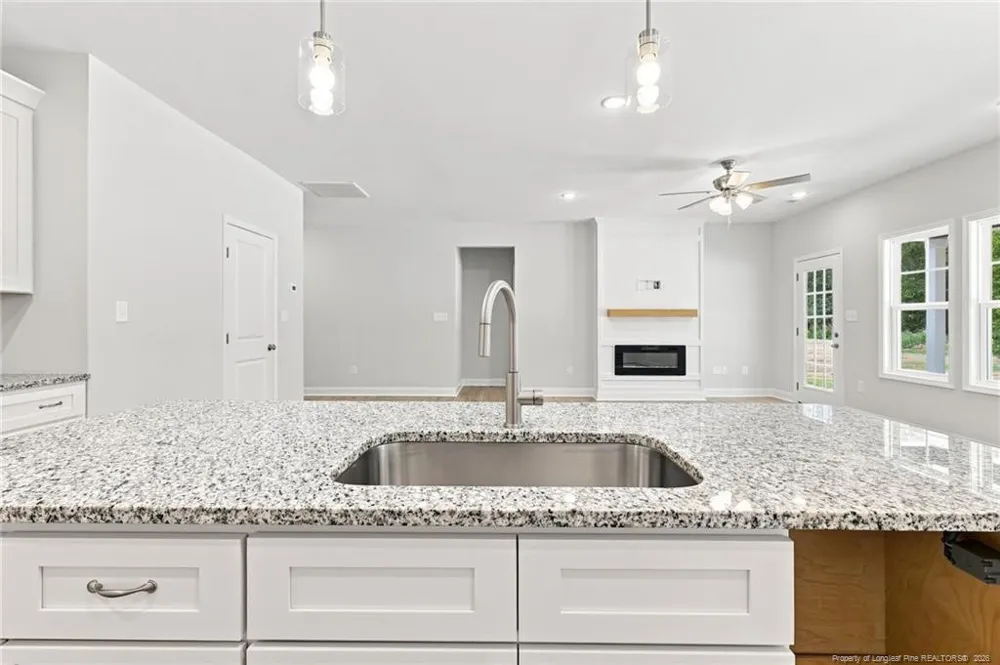 211 E 7th Avenue Raeford, NC 28376
