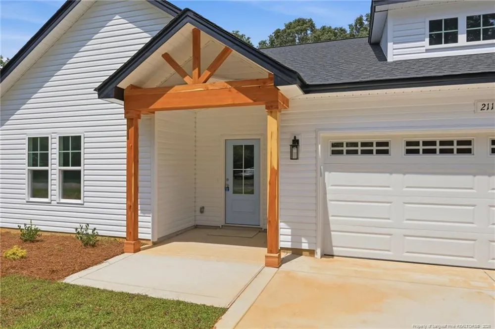 211 E 7th Avenue Raeford, NC 28376