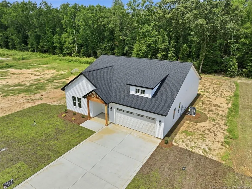 211 E 7th Avenue Raeford, NC 28376