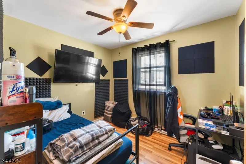 30 Warren St Carteret, NJ 07008