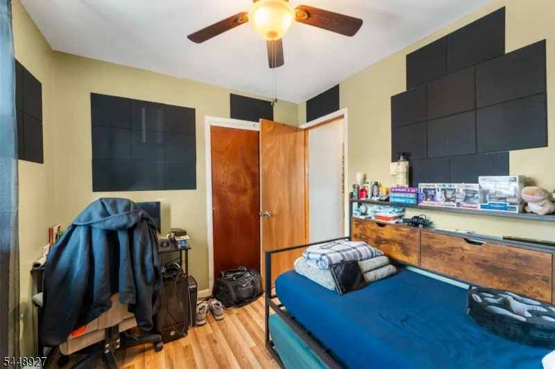 30 Warren St Carteret, NJ 07008