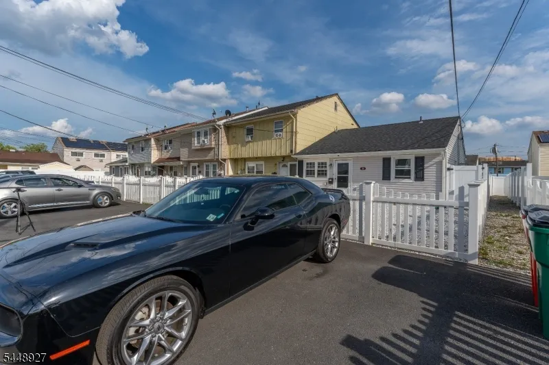 30 Warren St Carteret, NJ 07008
