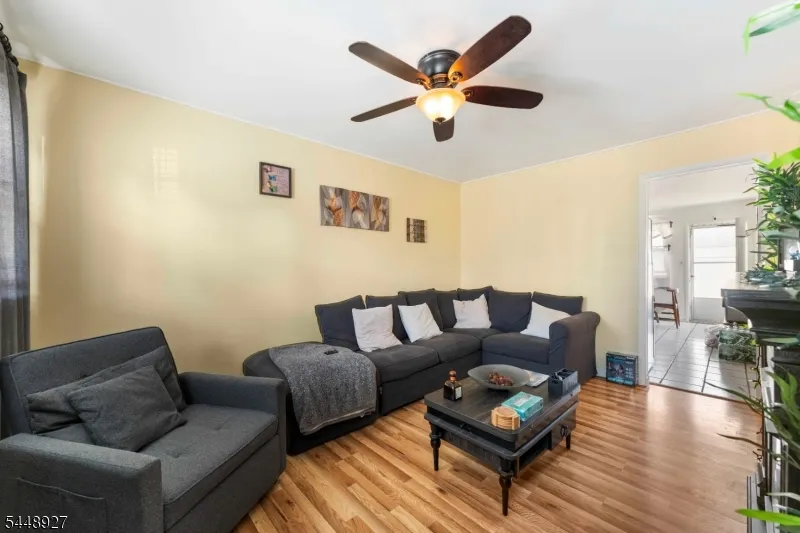30 Warren St Carteret, NJ 07008